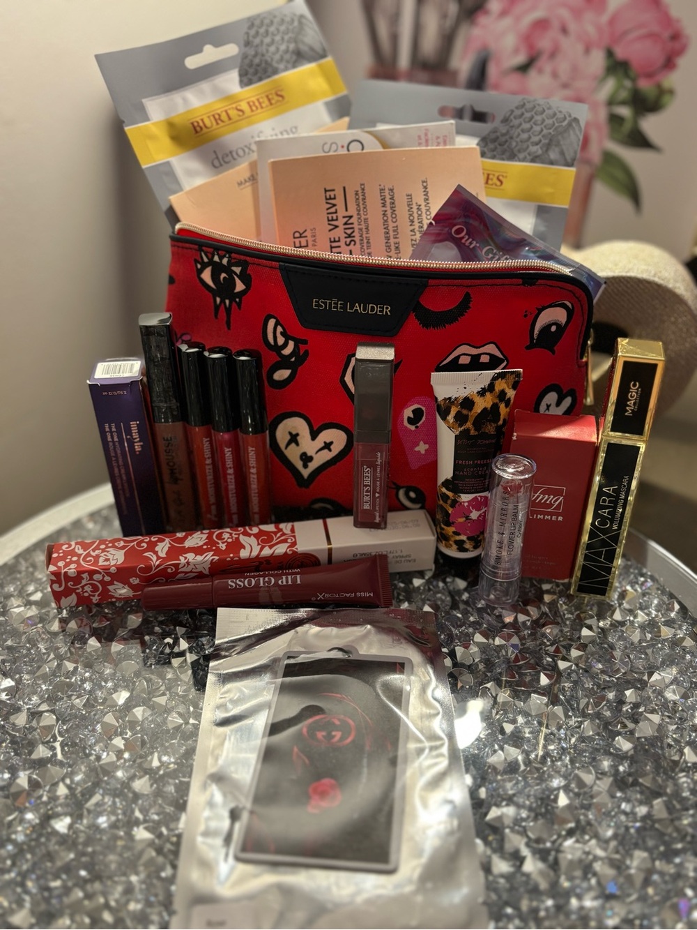 Estée Lauder Makeup Bag with bundle of 19pc beauty products